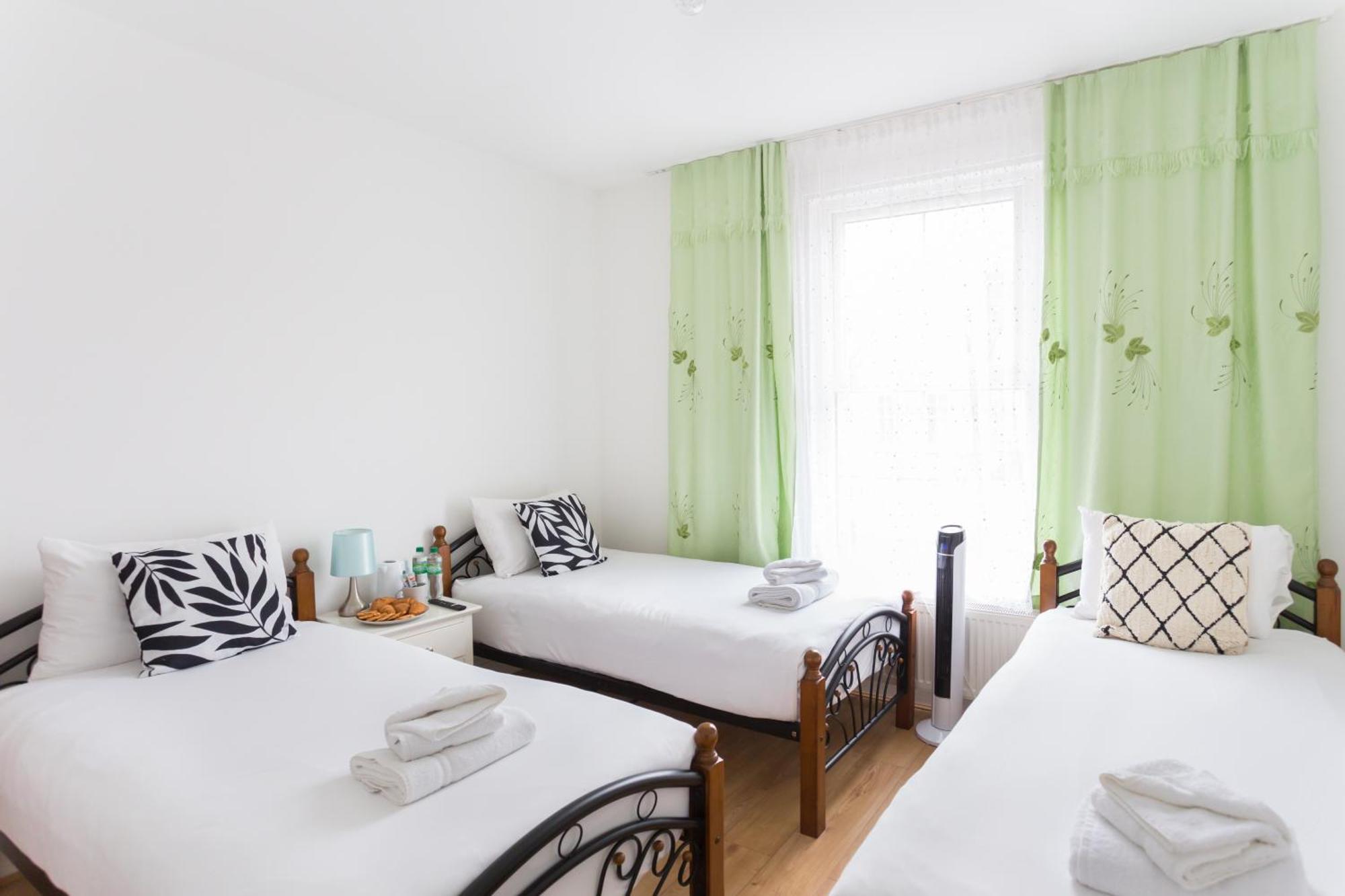 Wood Green Budget Rooms - Next To Mall & Metro Station - 10 Min To City Center London Ngoại thất bức ảnh
