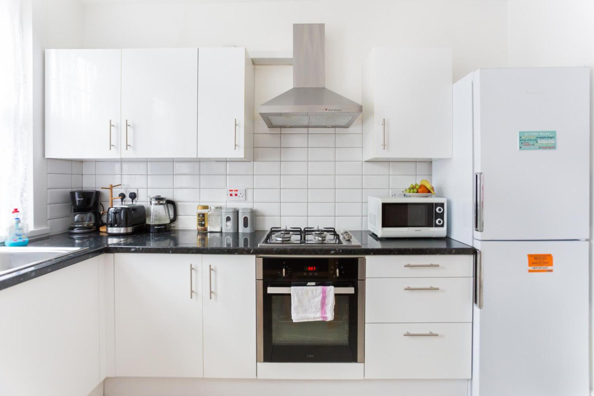 Wood Green Budget Rooms - Next To Mall & Metro Station - 10 Min To City Center London Ngoại thất bức ảnh