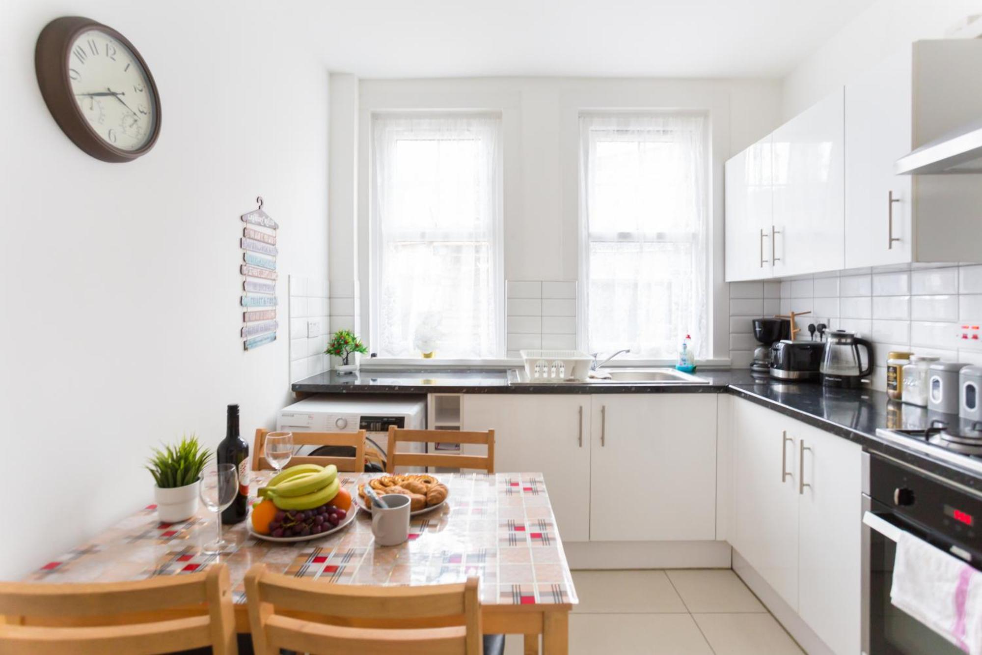 Wood Green Budget Rooms - Next To Mall & Metro Station - 10 Min To City Center London Ngoại thất bức ảnh