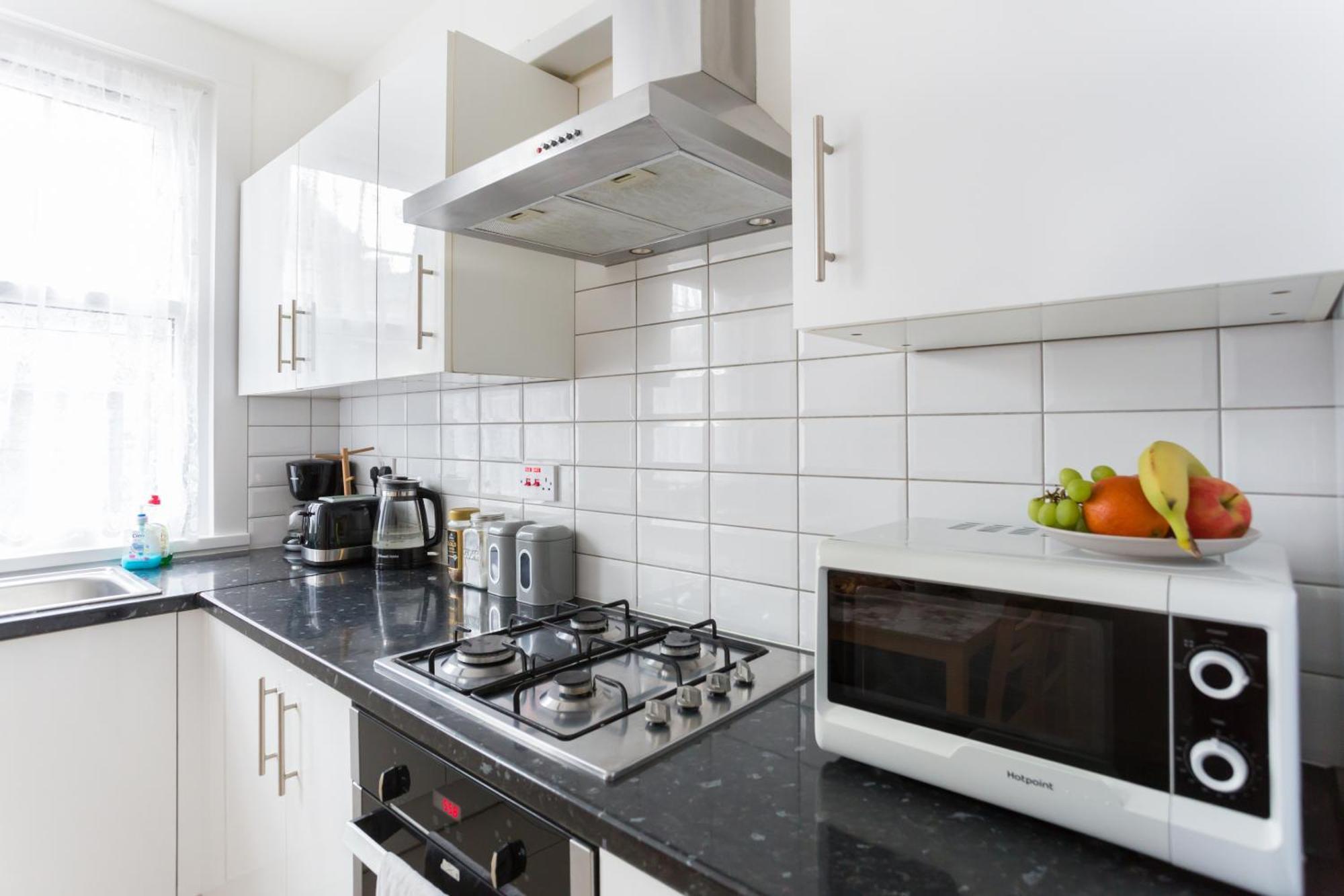 Wood Green Budget Rooms - Next To Mall & Metro Station - 10 Min To City Center London Ngoại thất bức ảnh