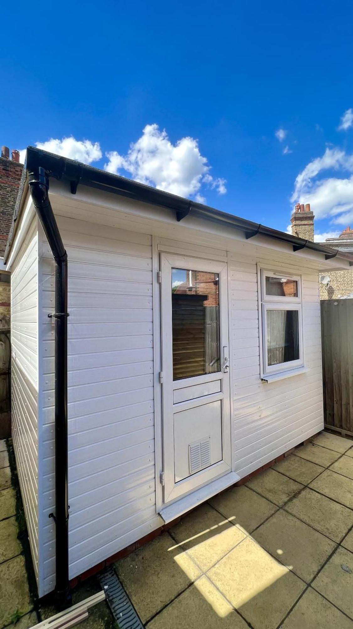 Wood Green Budget Rooms - Next To Mall & Metro Station - 10 Min To City Center London Ngoại thất bức ảnh
